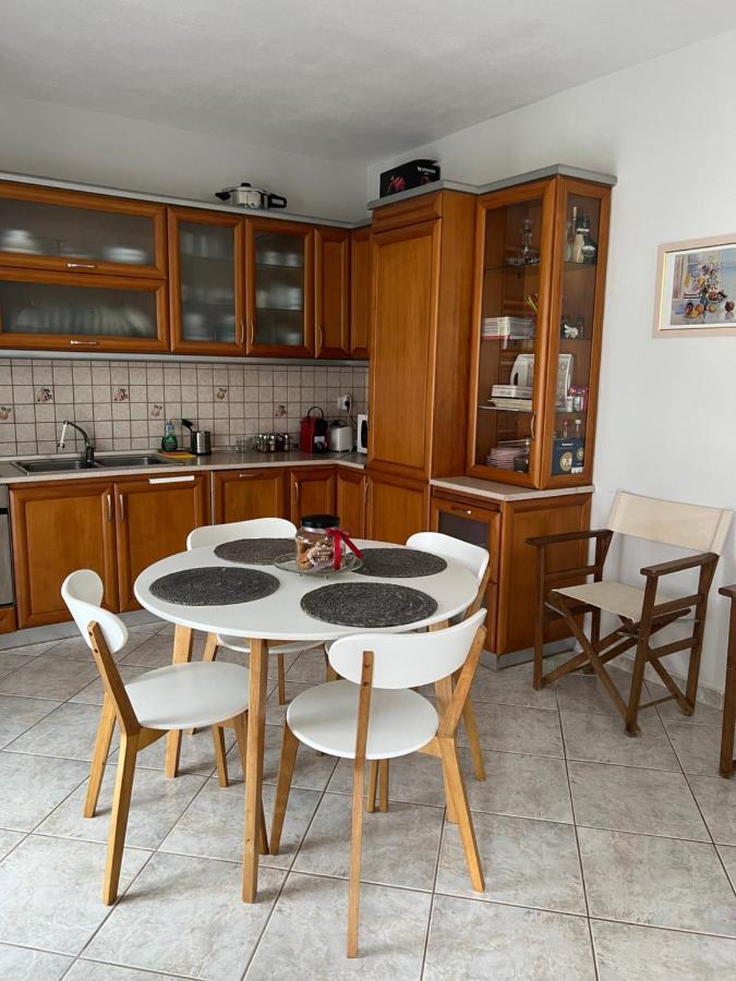 Apartment Efi Néa Péramos المظهر الخارجي الصورة